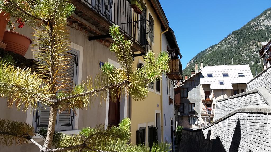 Maison A Tour Briancon Exterior foto