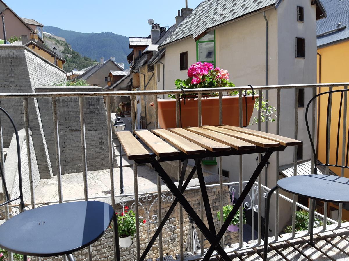 Maison A Tour Briancon Exterior foto